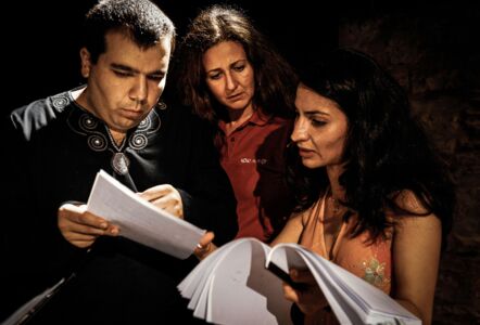 Parham Nassepour, Nadja Kayali & Neda Rahmanian © Philippe Frese