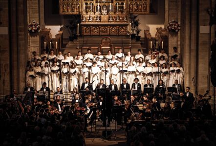 Yunus Emre, Izmir State Opera Orchestra & Osnabrücker Youth Choir at Cathedral Osnabrück © Philippe Frese
