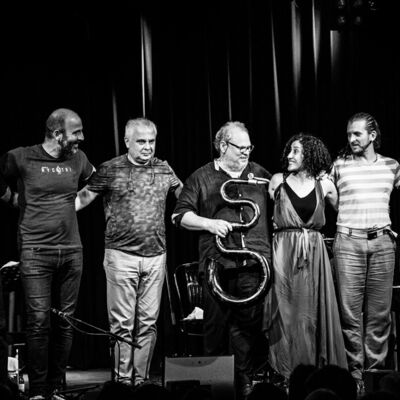 Rony Barrak, Kinan Azmeh, Salman Gambarov, Michel Godard, Aynur, Bodek Janke & Florian Weber © Andy Spyra