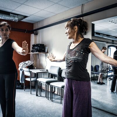 Workshop Uyghurian Dance with Mukaddas Mijit © Philippe Frese