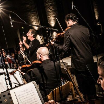 Morgenland Chamber Orchestra, Syrian Expat Philharmonic Orchestra & Naci Özgü © Andy Spyra