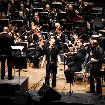 Perhat Khaliq, Hermann Bäumer & Osnabrücker Symphony Orchestra © Philippe Frese