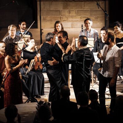 Aynur, Michael Dreyer, Naci Özgüc, Ibrahim Keivo, Kinan Azmeh, Rony Barrak & Morgenland Chamber Orchestra © Philippe Frese